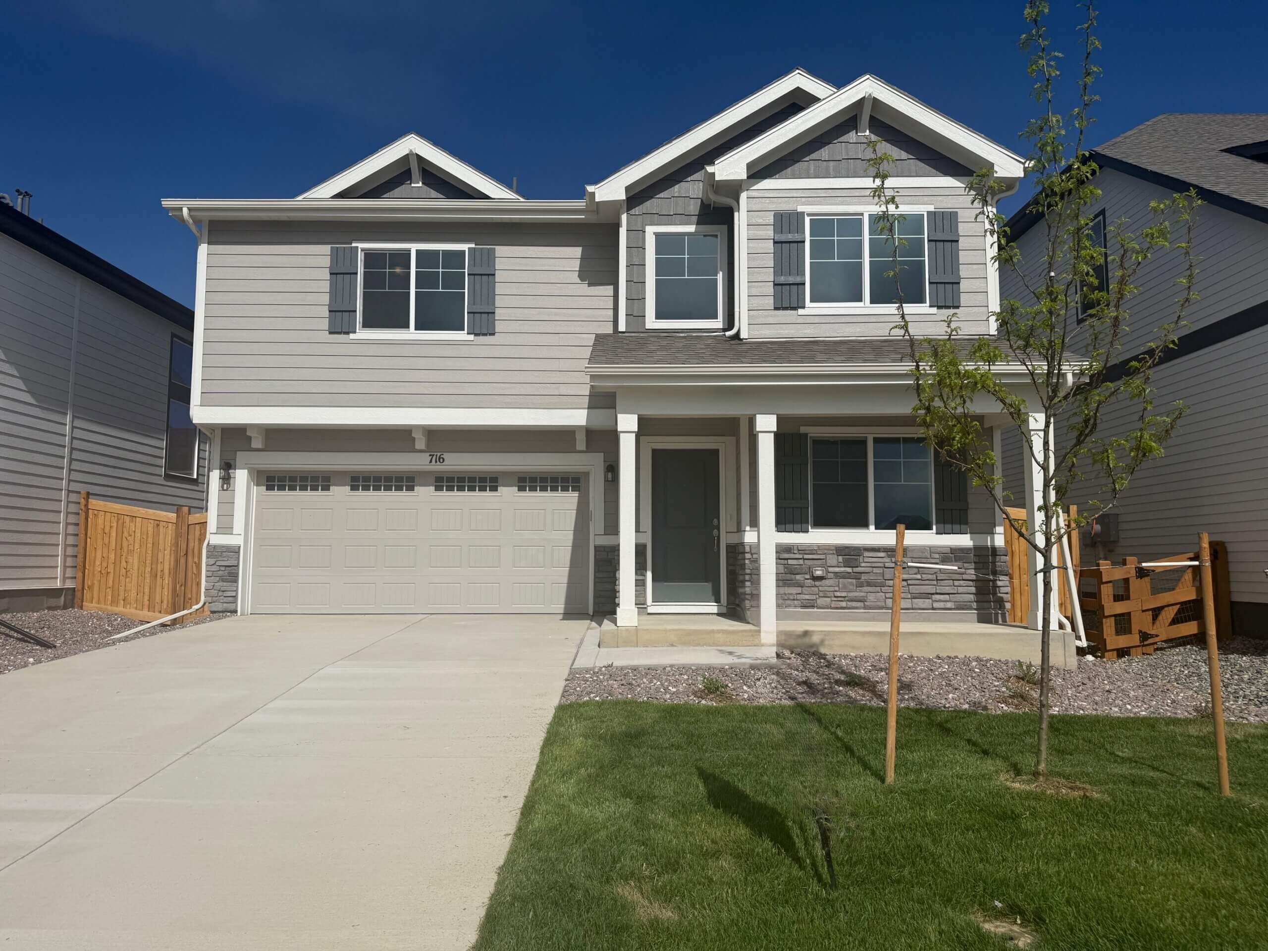 716 N Carrie Ct