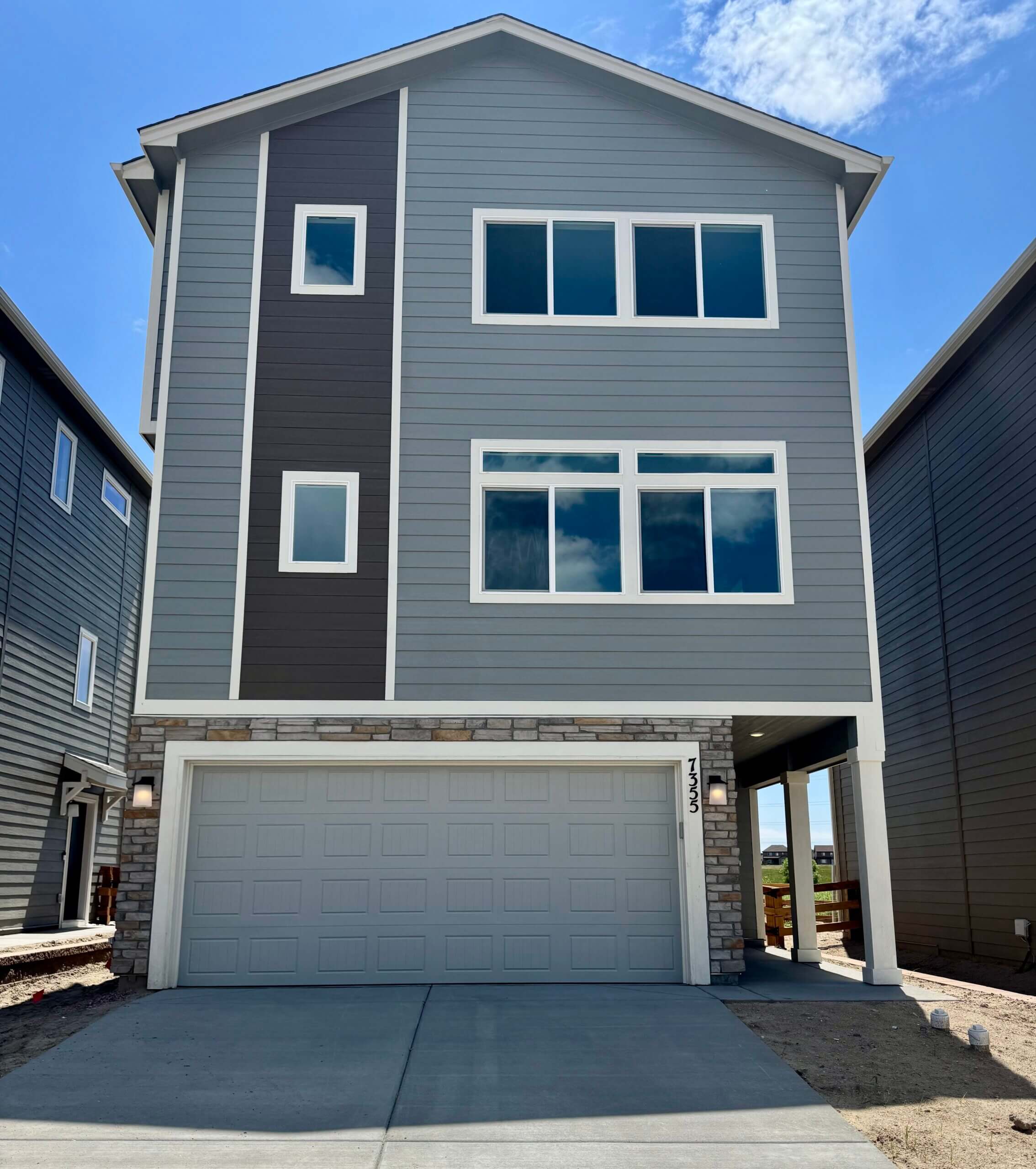 7355 Cornice[70]